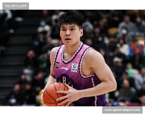 原北控队陈国豪转会广州龙狮，内线迎来新活力