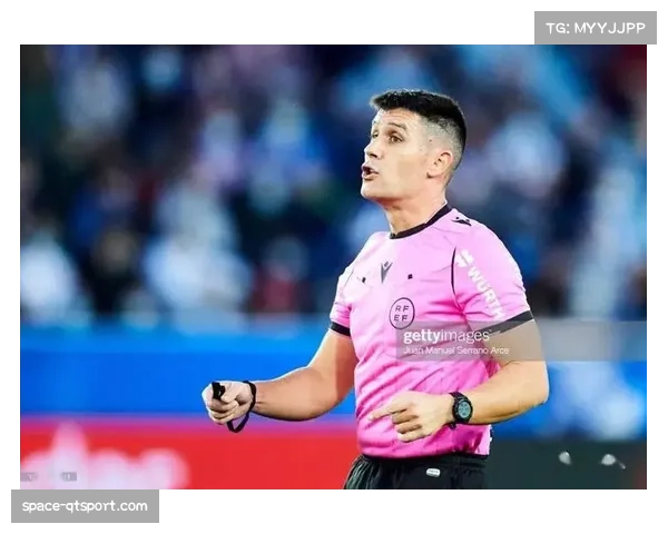 裁判安排：法国名哨蒂尔潘将执法巴黎对阵尼斯的焦点战